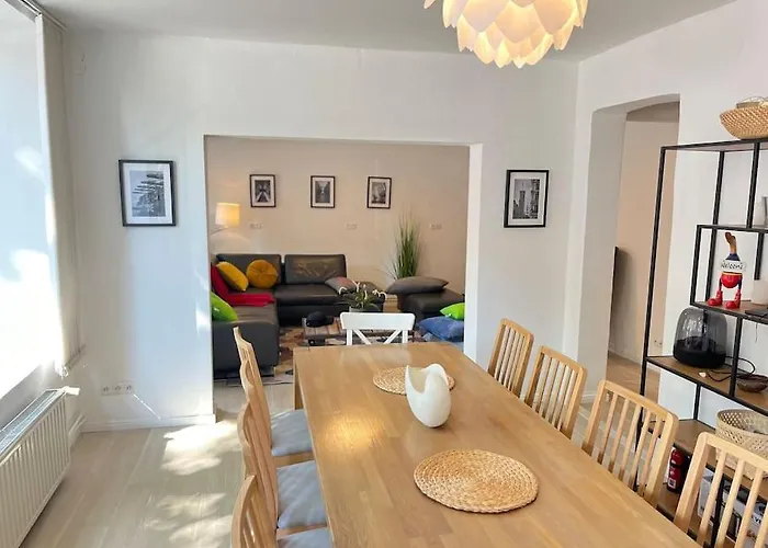 Gemütliche, große 6-ZKB,EG-Wohnung im Herzen Eimsbüttels-2WC&2Duschen Hamburg
